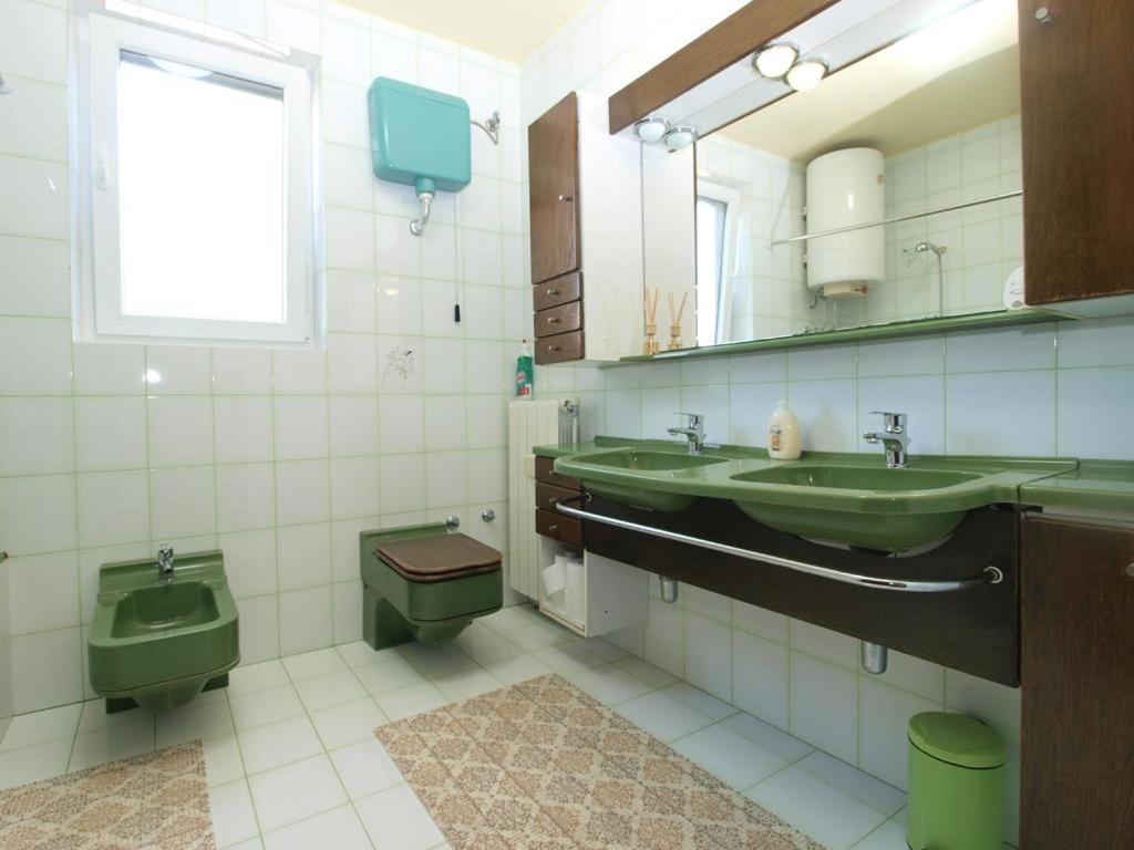 Apartment Tigo - 2 Bedrooms, 2 Bathrooms, Terrace And Big Garden Fažana Exteriör bild
